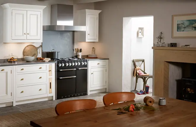 Pronounced Bead Dd Full Room Left Additional 0063